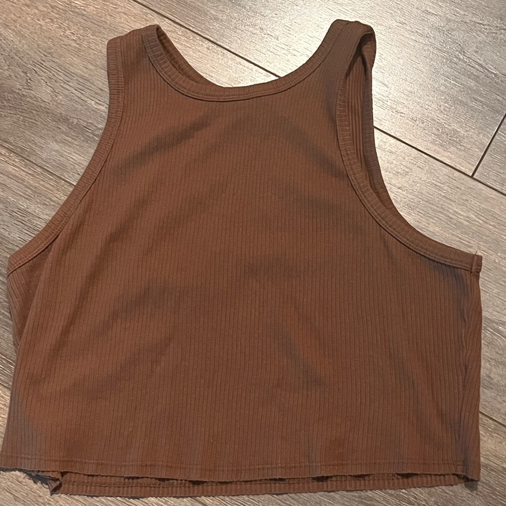 Cropped Slim fit brown tank. Size Large Wild Fable